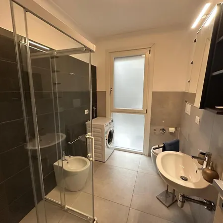 - Casa E Box Auto Apartment *