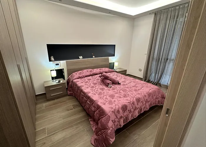 - Casa E Box Auto Appartamento